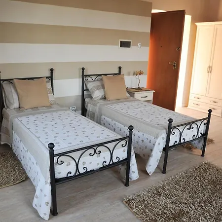 B&B Ronco Degli Ulivi Iseo Room photo