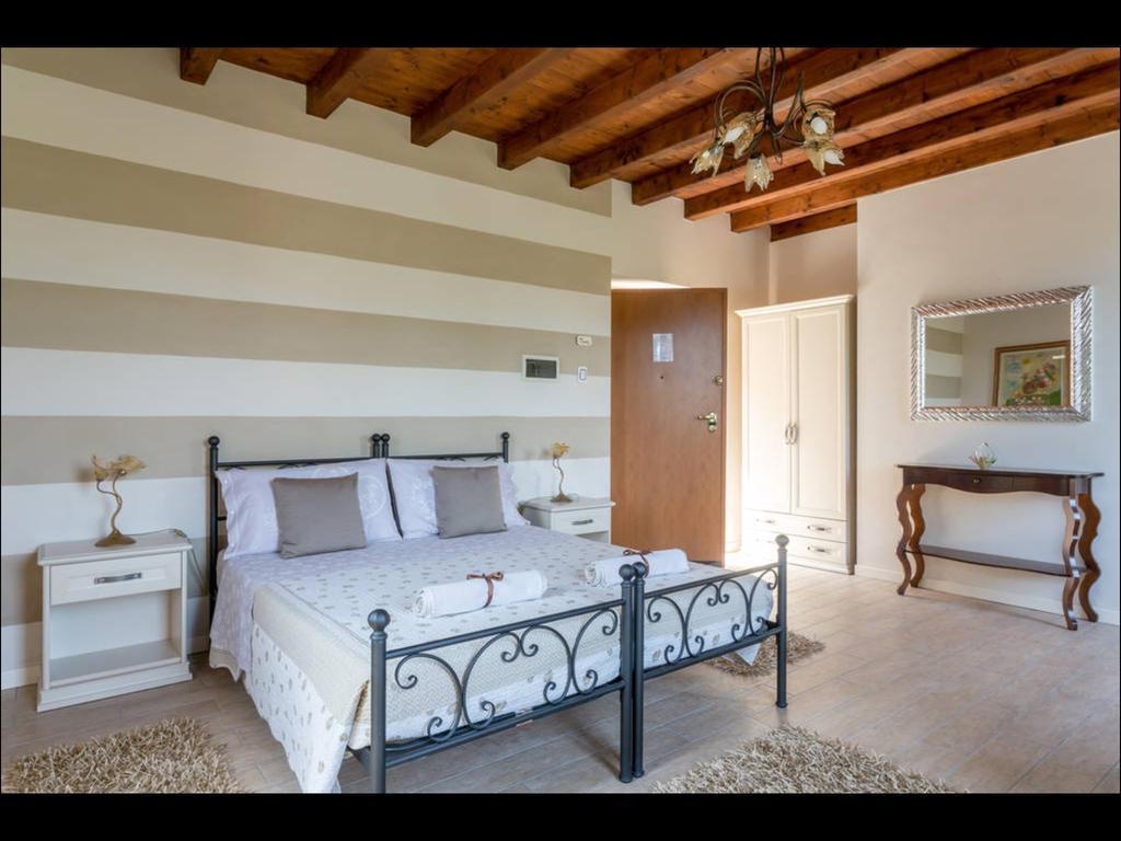 Ronco Degli Ulivi Couette-café *